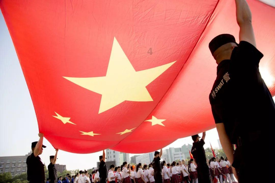 李雨桐再放实锤撕薛之谦,薛之谦为何如此“耐撕”?-探索你喜欢的内容,更懂你的兴趣社区