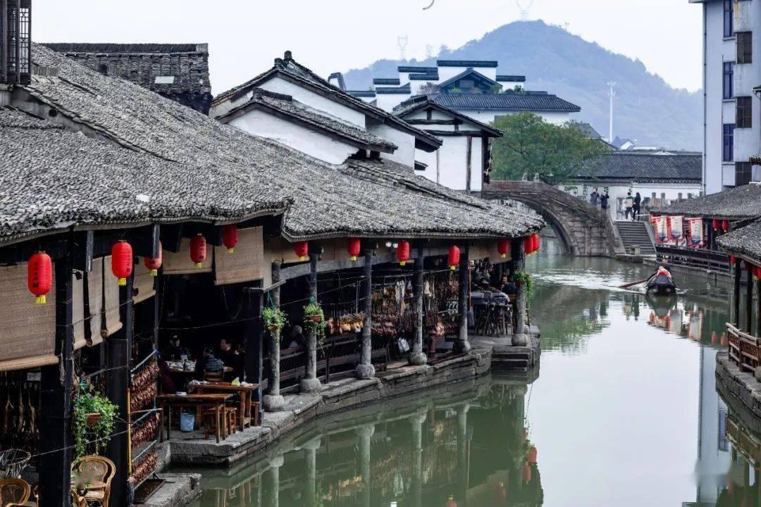 专注知识共享,杨紫新剧戏份太少遭吐槽,凌熙vs唐澄,你觉得谁的演技略胜一筹?知识星球开启互动学习